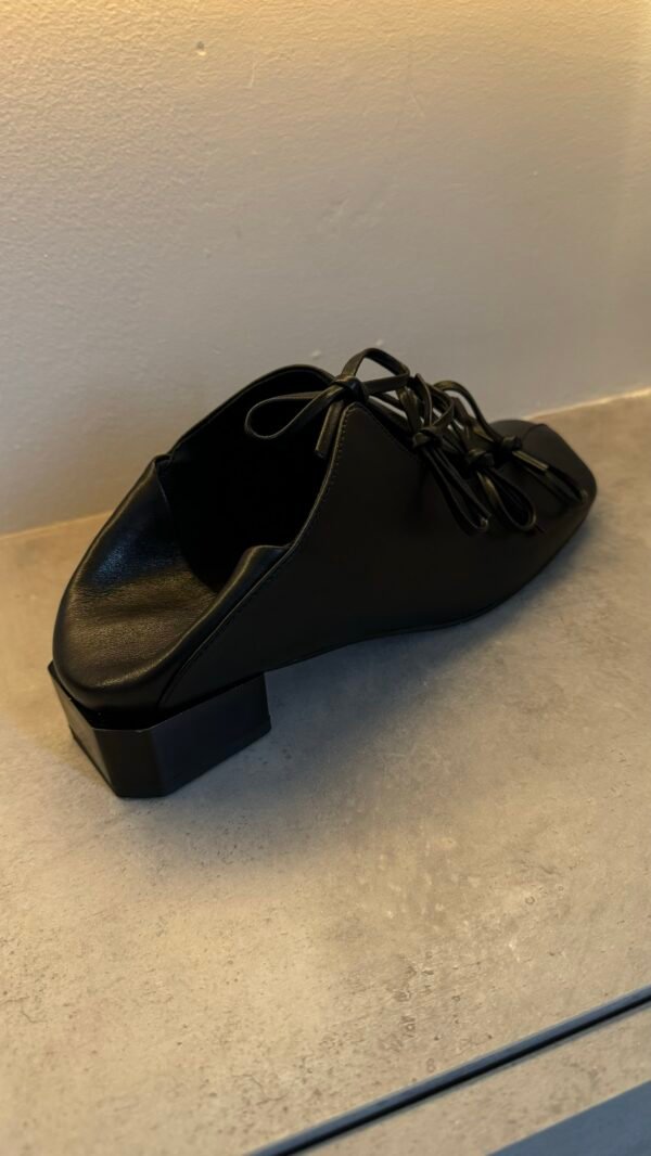 Ribbon Black