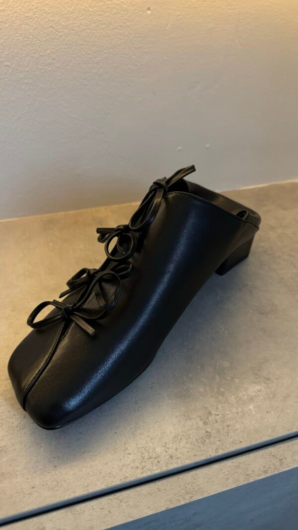 Ribbon Black