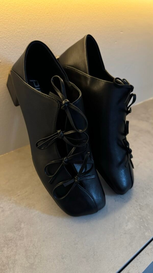 Ribbon Black