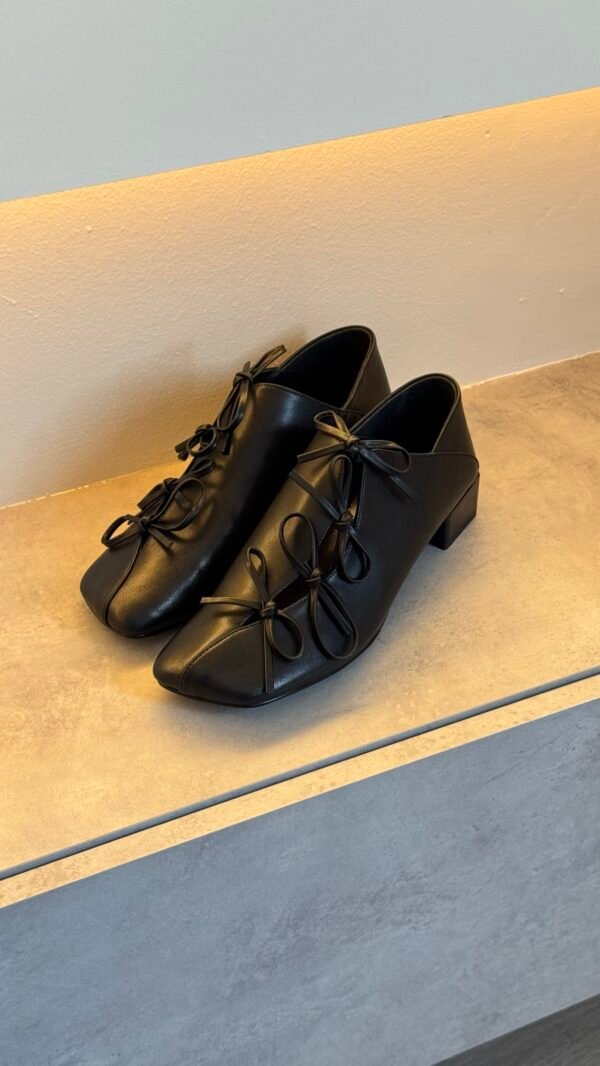 Ribbon Black