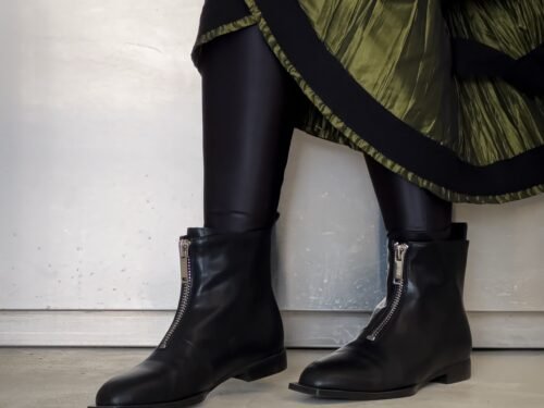 Black square boots