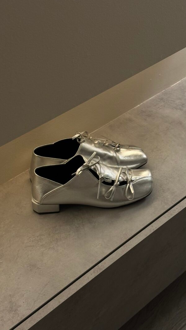 Ribbon silver