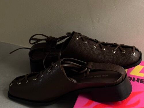 Sandal Lace Up