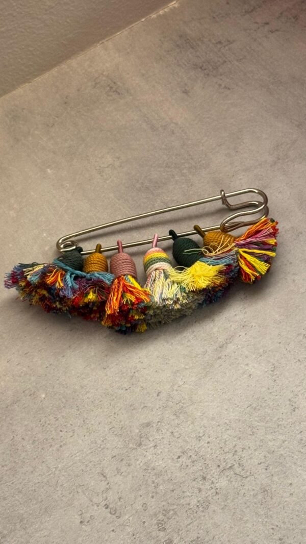8dcba81c-582c-4412-9a1f-23d1a59f2a13-2 Tassel Pom Brooch