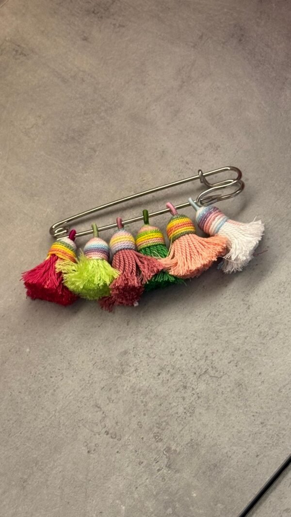 ef3214e8-ade2-44b2-aff1-b3f33f56718a-2 Tassel Pom Brooch